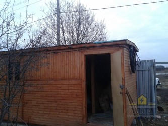 Прокладка СИП по фасаду бытовки